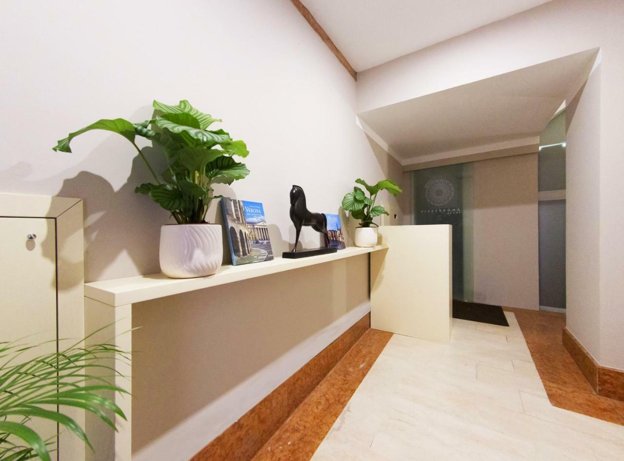 Vivaverona Rooms Buitenkant foto